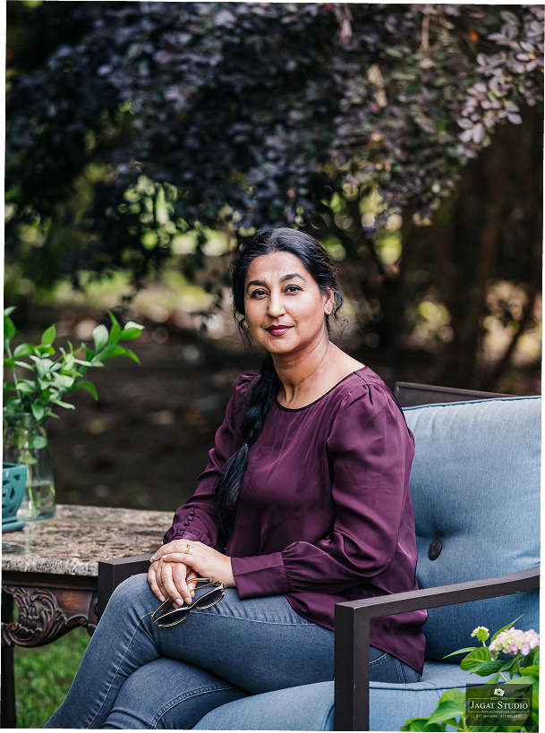 Therapist in a comfortable setting